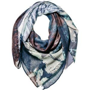 mark. What A Scene Scarf 🦢